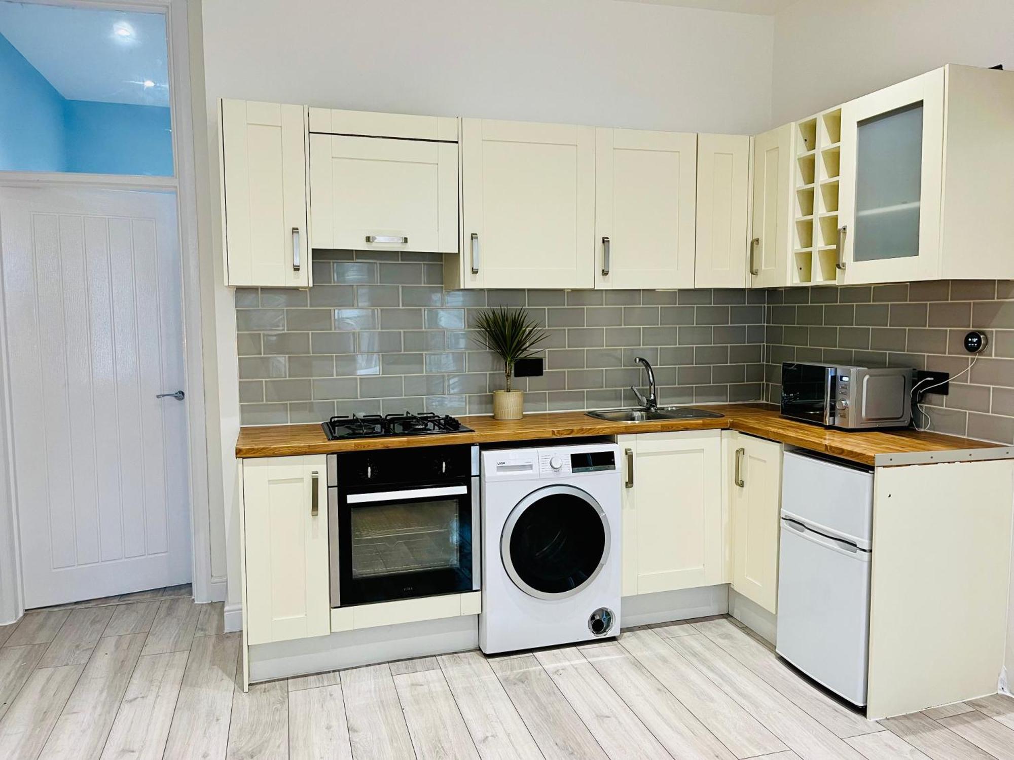Modern Flat With Garden- 10Min Uber To Harry Potter Studios Watford  Exterior photo